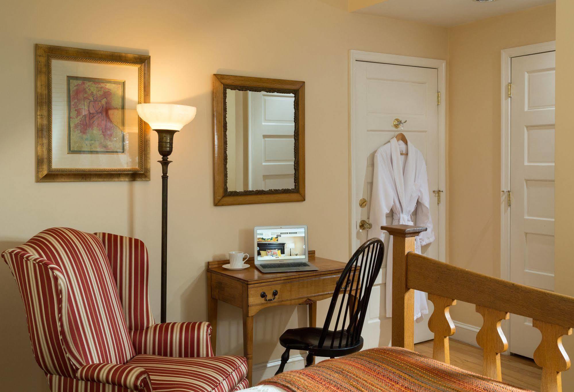 Woodley Park Guest House Вашингтон Екстериор снимка