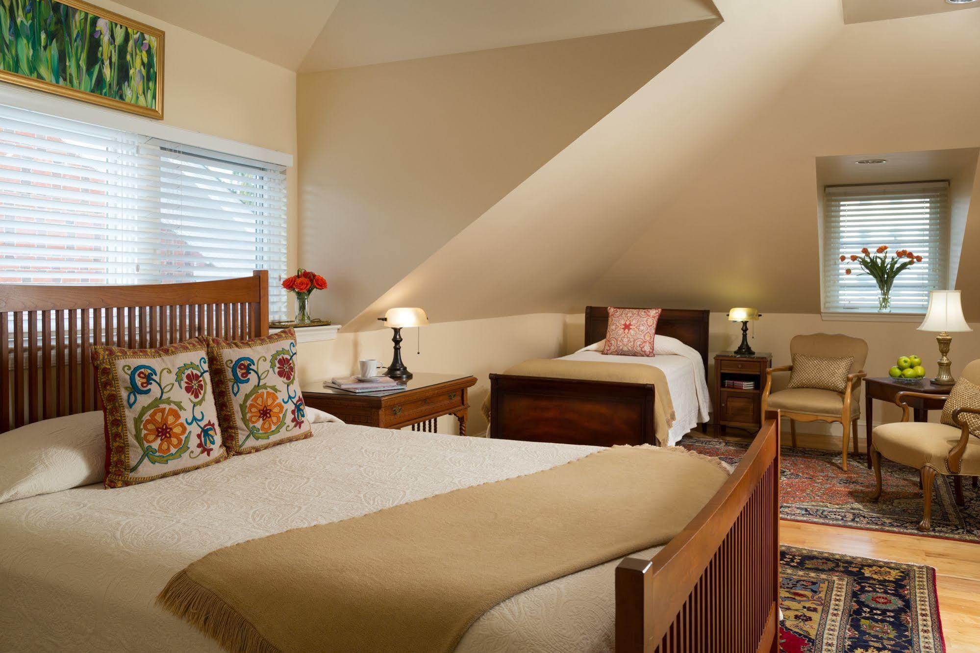 Woodley Park Guest House Вашингтон Екстериор снимка