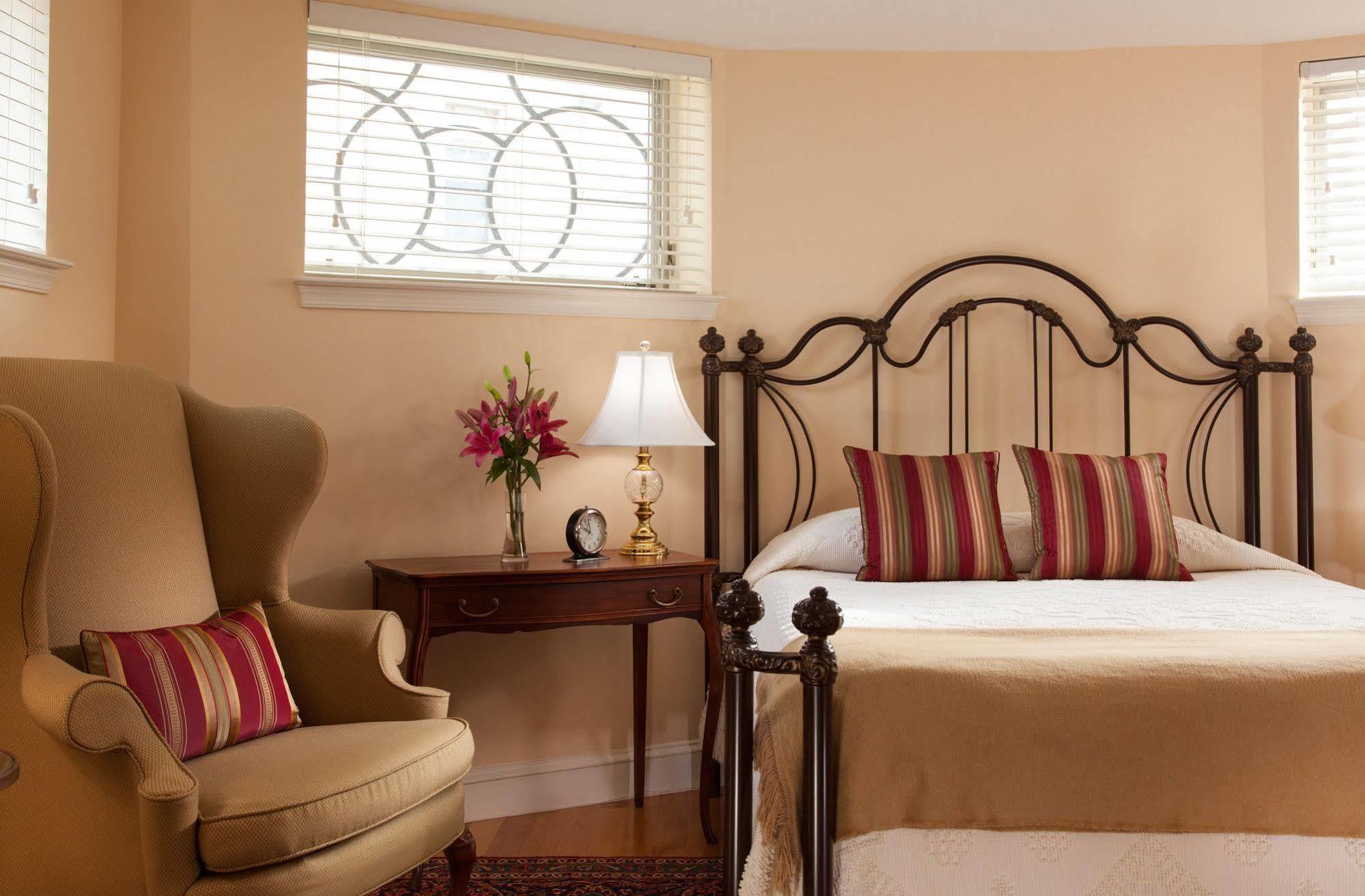 Woodley Park Guest House Вашингтон Екстериор снимка